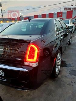 کرایسلەر 300